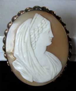 Huge Old Vintage Italian Ornate Shell Cameo Brooch Pendant Italian 1820 circa. Gold or GF