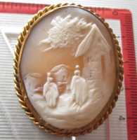 Victorian, Carnelian shell landscape with 2 women. Gold washed Brooch, circa 1880.