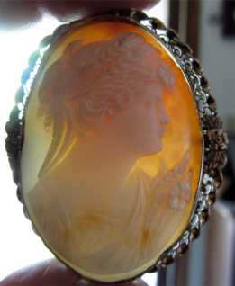 Museum Quality Big Old Vintage Carnelian Shell Cameo ` Brooch Pendant 1910 circa. Gold or GF