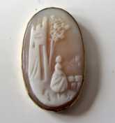 Light shell landscape girl at the castel. Upper part of ring Gold or Gold filled. Circa 1880.