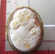 Great Depression time, superiorly hand carved Carnelian shell Unmarked Gold or GF filigree brooch/pendant