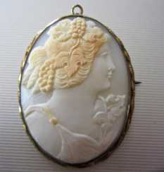 Edwardian circa 1910 3 colors light shell cameo image of Bacchante Huge Museum Quality Gold or Gold plated brooch.