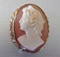 Great hand carved classic of pretty girl shell signed by the Artist Marked Gold filled brooch/pendant circa 1935