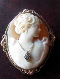 Beautifully carved Shell Cameo Gold Filed Brooch Diamond (500pcs)?. Circa 1920