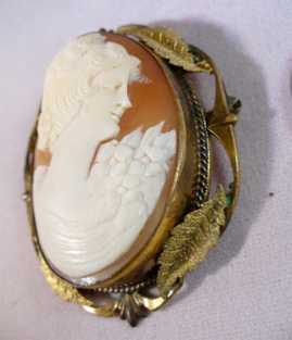 Large 2” Early Edwardian Shell Cameo Brooch in Beautiful Filigree Gold Plated Bezel