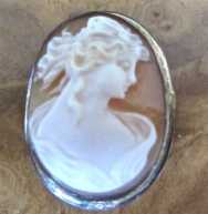 Superiorly carved Edwardian shell Soul Goddess Psyche profile No hallmarks Gold/Gold Plated (?) Brooch (no pin) circa 1915