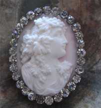 Great Antique Victorian Rose & White Coral - Dionysus bust from Gol/Gold filled/Pinchbeck with GW pin circa 1850-1875
