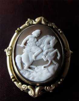 Hunting Amazon Girl Large Old Vintage Sardonyx Cameo Great Britain Gold Plated 2 sided Brooch/Pendant circa 1870.