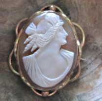Psyche Goddess of Soul & Sex - well hand carved. Circa 1910 unmarked filigree Gold filled/pinchbeck Brooch Pendant