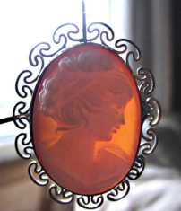 Well hand carved vintage shell circa 1930 - 1950. Signed by the Artist Marked 12K Gold filled filigree pendant/brooch