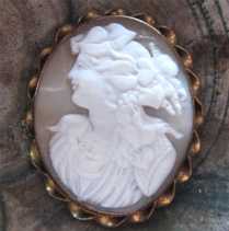 Victorian, circa 1885 vintage - hand carved shell - beauty Bacchante. Big unmarked Gold(?)/Gold plated “twisted rope” brooch.