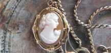 Great hand carved 3 vintage shells from 1930th in the GF bezels Total 15” long Gold filled Edwardian Necklace