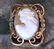 End of XIX -beginning of XX century well carved classic shell. In the marked 12K filigree Gold/ Gold filled brooch
