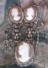 Great hand carved 3 sardonyx shell depicts women’ heads. Signed by the Artist Vermeil (Silver with Gold cover) 16”necklace circa 1920 - 1930