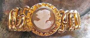 Vintage American Queen Pitman & Keeler Sweetheart expansion GF bracelet circa 1915