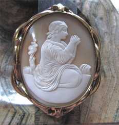 Sexy Praying Woman -Huge masterly carved Victorian shell Museum quality Pinchbeck brooch w/ safety chain circa 1875