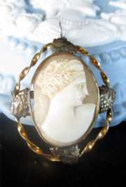 Victorian shell Beautiful Cameo Brooch & Pendant Gold Filled or 12K Gold (marked). Nicely done XIX century peace