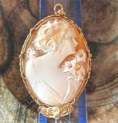 Museum Quality Edwardian carnelian shell carving. Huge Gold Rolled pendant. Signed by the Artist