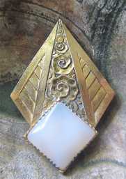Circa 1915 Great Art Deco Jewelry with the White Onyx stone Edwardian Gold washed decorated bezel brooch.
