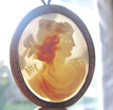 3 colored Museum Quality shell Edwardian/Victorian Diana goddess Circa 1890-1915 shell in the Gold or Gold plated brooch/pendant