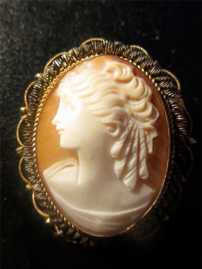 Pretty Maid Shell Cameo Brooch & Pendant in Filigree Gold washed silver Bezel. Circa 1935
