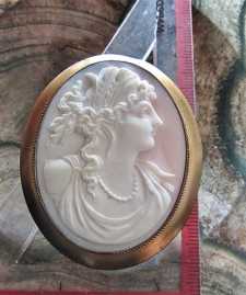 Huge Quality carving Coral stone Ceres - Goddess of Furtility. Gold washed Victorian Brooch/Pendant circa 1890