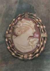 Great hand carved profile shell circa 1930-1945. Signed by Artist Marked Lustern hallmark decorative 12K Gold Filled Brooch/Pendant.