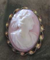 Well hand carved Rose & White Coral stone circa 1910-1935. Twisted rope decorative Gold Filled Brooch. Signed.