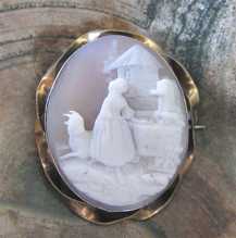 Museum Quality hand carving Sardonyx - Rebbecca at the well. Gold Filled Brooch. Circa 1875-1885 Classic. Signed Greeks(?)