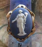 Detailing Symbol of Prosperity Pinchbeck/Gold Plated Marked 652 Victorian 1898 UK brooch