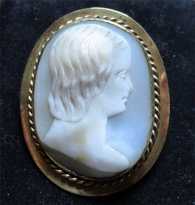 1925-1935 Hand carved/signed light shell. Gold Plated w/twisted rope Brooch