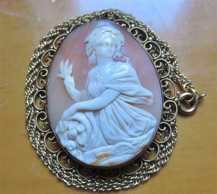 Museum circa 1890th Victorian Goddess Ceres - carved/signed shell. Unmarked Gold(?)/Gold Plated Decorative Pendant w/chain.