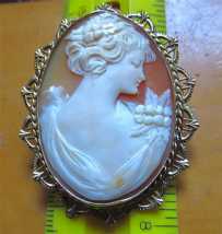 Superior Quality carved shell Beauty circa 1920th - 1930th Gold Filled Filigree Brooch/Pendant - from US Auction.