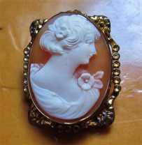Great hand carved/signed shell circa 1920th - 1950th. Gold(?) or Gold filled filigree brooch.