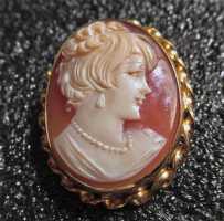 Great hand carved shell circa 1950th - 1960th. 12K Gold filled filigree brooch/pendant.