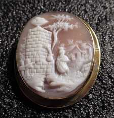 Intricately carved Victorian shell Rebekah at the wail. Gold(?)/Gold Plated(?) Brooch circa 1870-1890.
