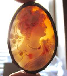 Museum quality multicolored shell - hand carved Beauty. Victorian or Edwardian Pinchbeck framed top circa 1900th-1920th
