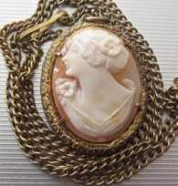 Vintage Carnelian shell in the Gold washed Pendant Cameo 18” Chain. Signed by the Artist. Circa 1930th