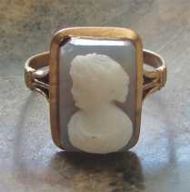 Ring Size 9 (extendible), 14K Rose Gold or higher (unmarked but tested) Carved pale rose Agate stone woman image from the 1870th