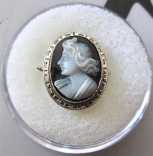 Intricately well hand carved Agate stone circa 1930 Unmarked/Tested 14K White Gold Cameo.