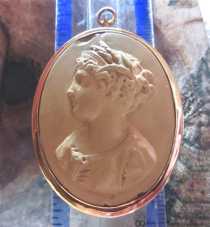 Antique Goddess of Motherhood Ceres - head circa 1870 Cameo. (L) Lava in tested 14K/marked 10K Yellow Gold Brooch/Pendant