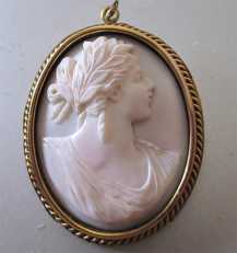 Edwardian Classic - carved Coral/Angel Skin stone - Huge 1910-1925 Unmarked/tested 14K Yellow/over White Gold pendant/brooch.