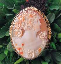 Carved & Signed by Artist Museum shell - Flora circa 1915-1930. Post Edwardian 10K Yellow Gold Filigree Big Brooch/Pendant.