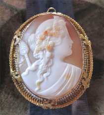 Carved Museum Quality Victorian Bacchante Shell circa 1875-1895. Hallmarked 10K Rose Gold Filigree with pearls Brooch/Pendant.