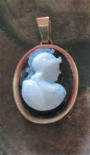 Hand Carved Museum Quality Agate Roman warrior Unmarked/Tested 14K Gold pendant circa 1880