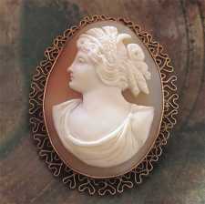 Quality Carved/Signed Edwardian Ceres Goddess shell (L) Hallmarked 10K Yellow Gold filigree brooch from 1910th