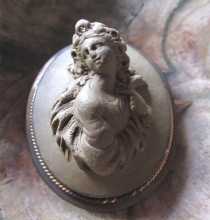 Antique High Relief Baroque Bacchante - circa 1770 - 1820 Grand Tour Lava in tested 14K/10K Yellow Gold Brooch.