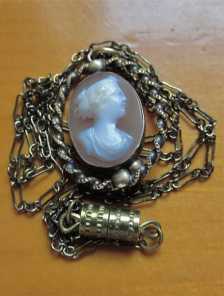 Victorian 10K unmarked/tested Gold necklace/Gold(?) chain Light sardonyx carved Victorian shell Cameo circa 1890th
