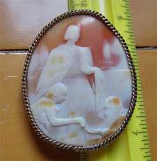 Circa 1870 - 1890 Big Shell - carved Biblical scene Tested Big 14K Yellow Gold Victorian Brooch