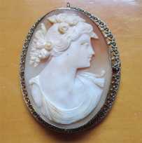 Hand carved shell Ceres - Goddess of Motherhood circa 1920th. Unmarked/tested 9K+ White Gold Filigree Brooch/Pendant.